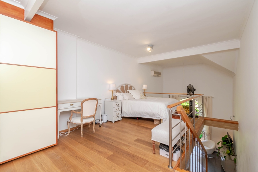 1 Bedroom Property for Sale in Gardens Western Cape